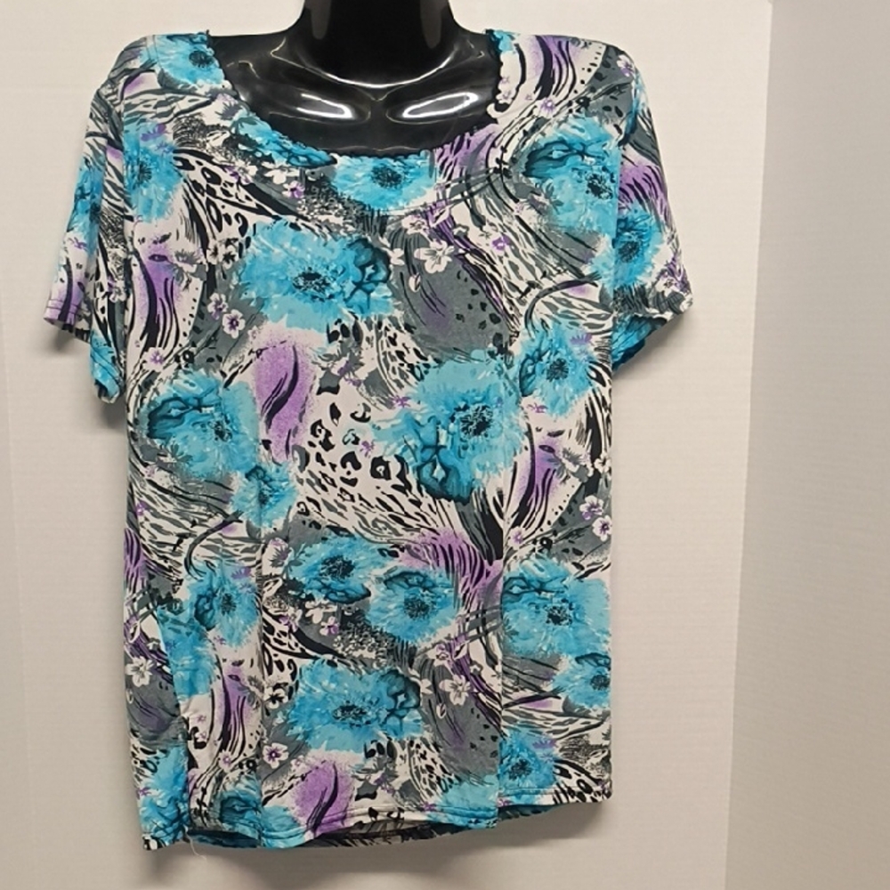 Studio M Blue and Purple Patterned Short Sleeve Top